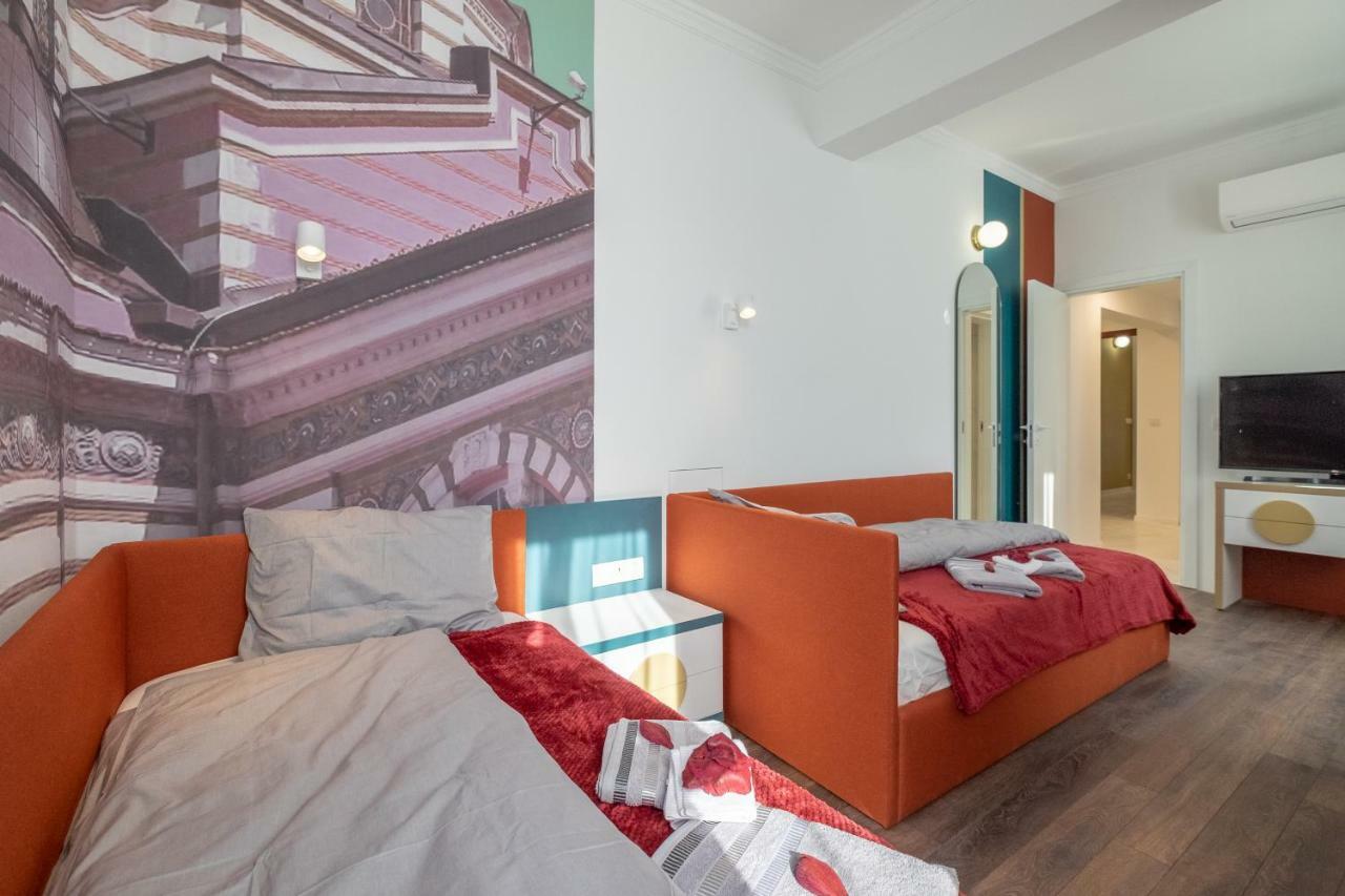 Vitosha Blvd 3-Bedroom, 2-Bathroom Lux Suite Sofia Ngoại thất bức ảnh