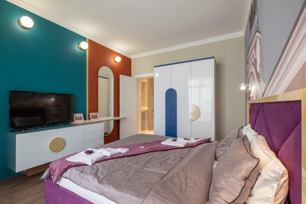Vitosha Blvd 3-Bedroom, 2-Bathroom Lux Suite Sofia Ngoại thất bức ảnh
