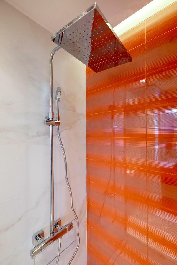 Vitosha Blvd 3-Bedroom, 2-Bathroom Lux Suite Sofia Ngoại thất bức ảnh